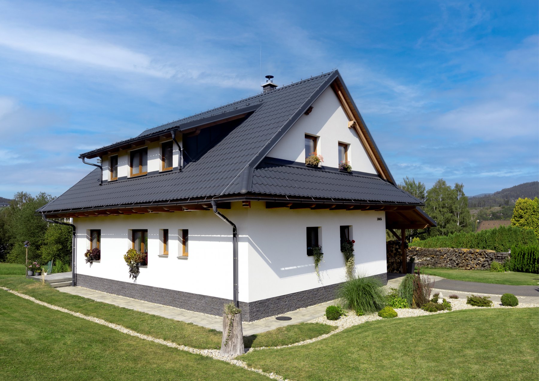 stresni_krytina_SATJAM_Roof_rodinny_dum_1_foto_7_foto_zdroj_SATJAM.jpg